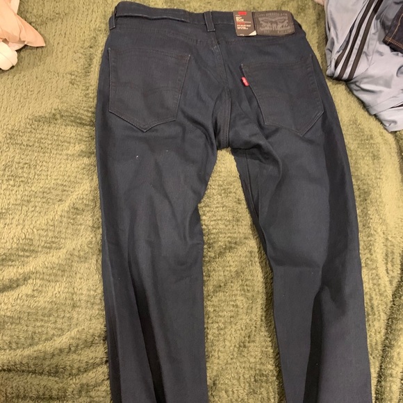 Men’s Levi’s - Picture 2 of 4